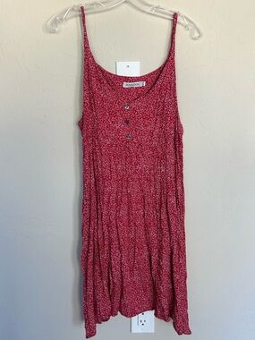 Misslook red and white patterned dress is a size 3XL (1579)